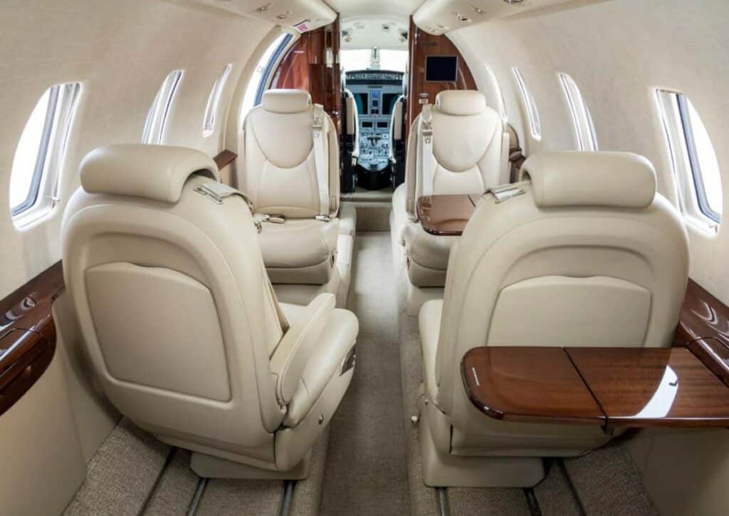 D-CPSH-Interior-front-Cockpit (1)