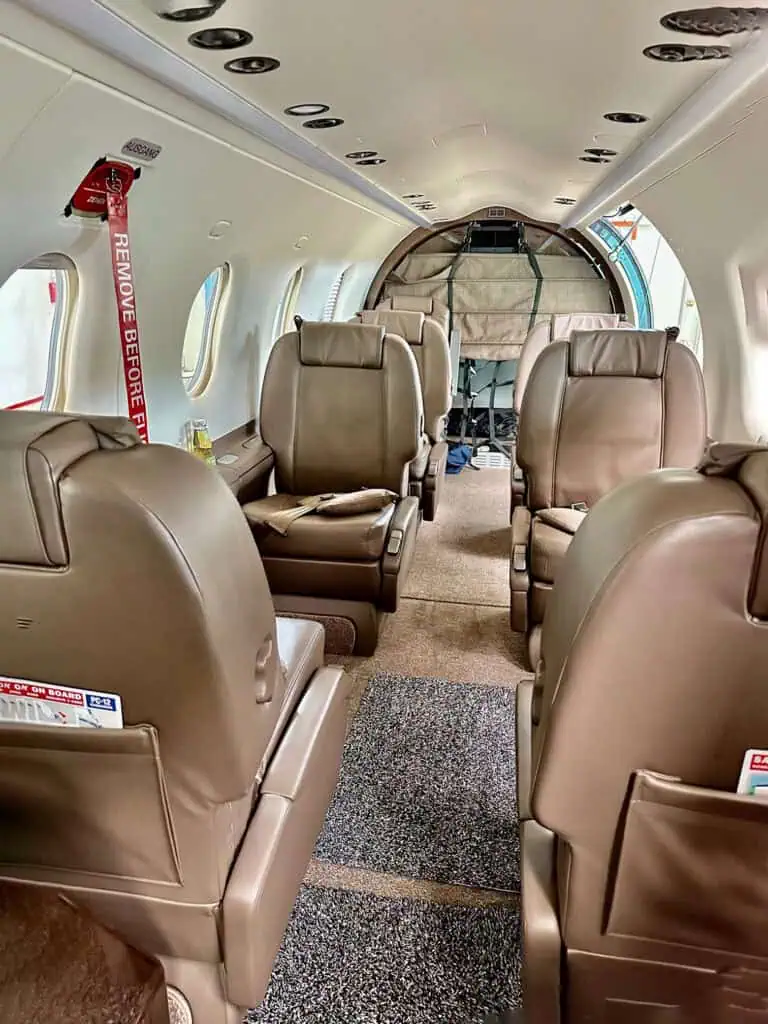 D-FPOS Pilatus PC-12 MWE3 gerade